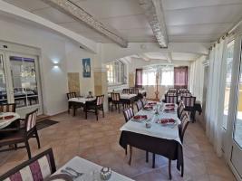 salle-restaurant-la-bastide-enchantee-5