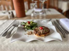 tatin-des-sous-bois-champignons-crumble-aux-noisettes